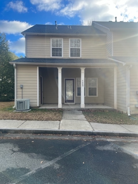 Photo - 4889 Robinson Square Dr NW