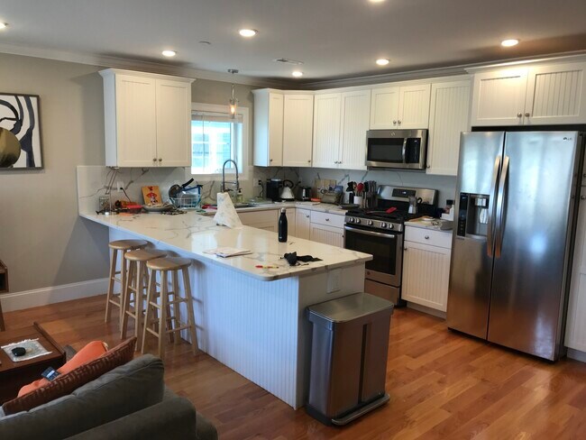 Photo - 116 Holland St Unidad 2L