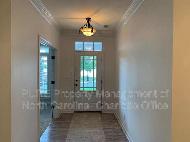 Photo - 1289 Winged Foot Dr