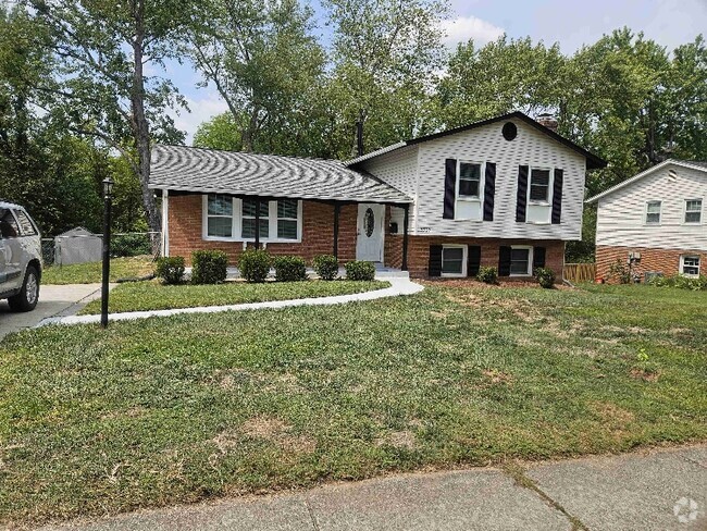 Building Photo - 7508 Roxbury Ave Rental