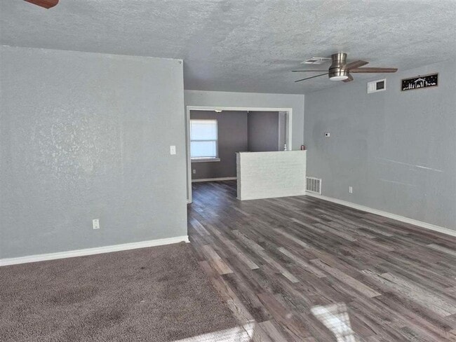 Photo - 2209 NW Smith Ave