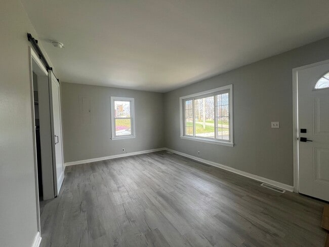 Photo - Newly renovated 3 bed and 1 bath house near ETSU and VA