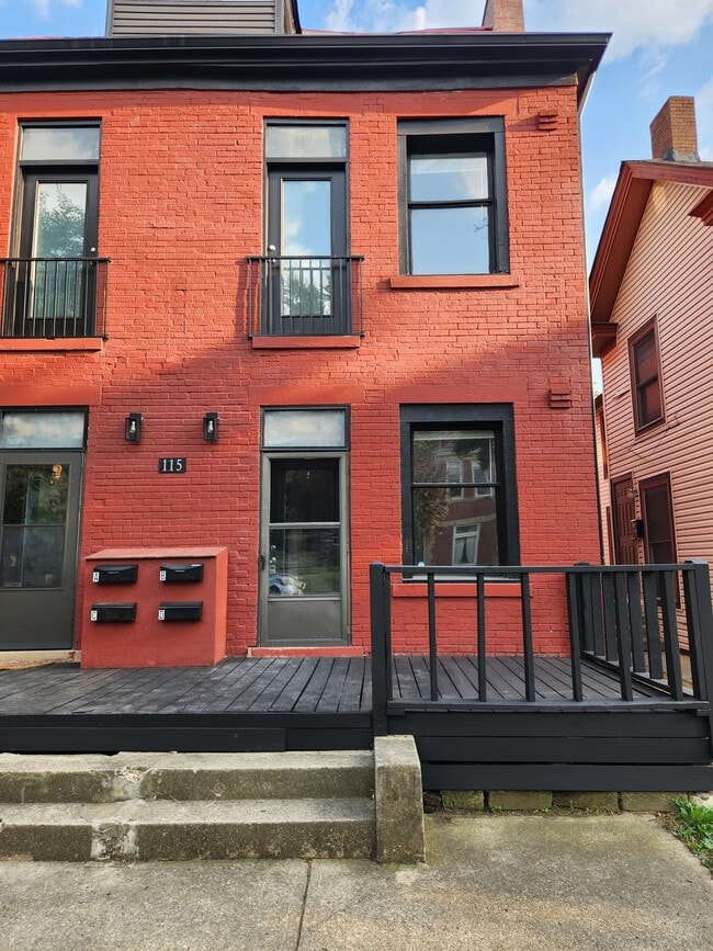 115 W 2nd Ave