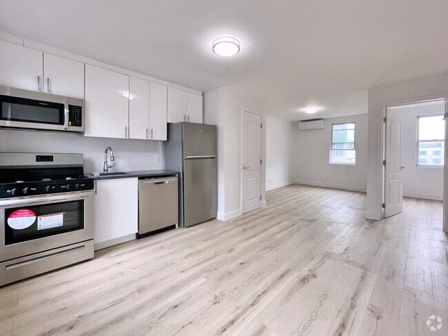 Building Photo - 379 Monmouth St Rental