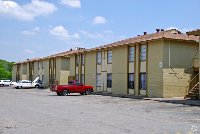 Carpenters Cove Apartments - Carpenters Cove Apartments