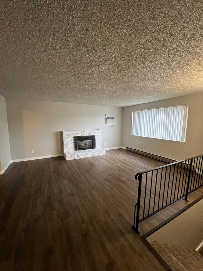 Photo - 328-328 E Wabash Ave Unit 326