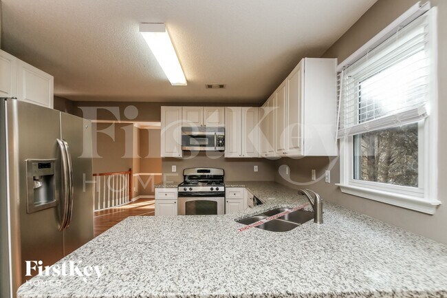 Photo - 79 Camden Knoll