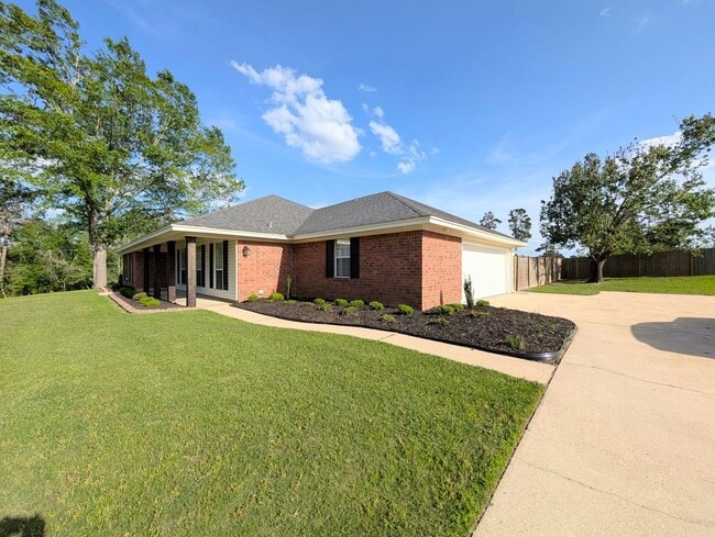 Photo - 531 Pine Hills Dr