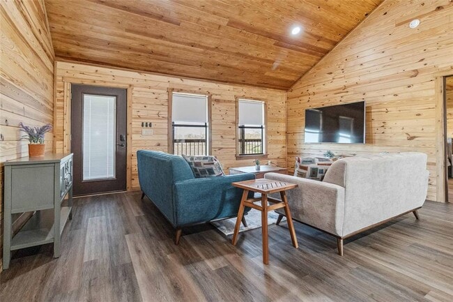 Photo - 1591 Scull Rd