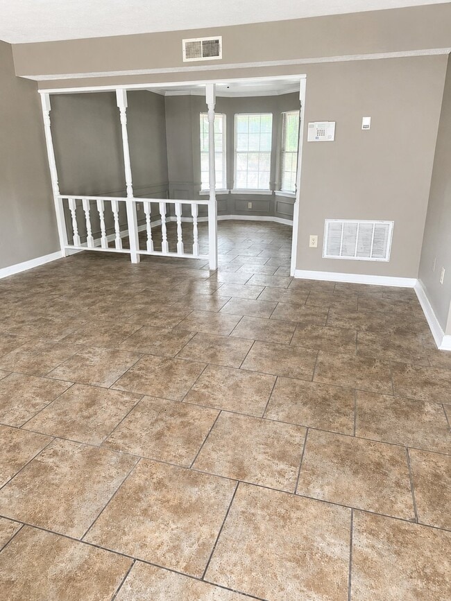Photo - 1701-1702 Jamestown Way Unidad 1701