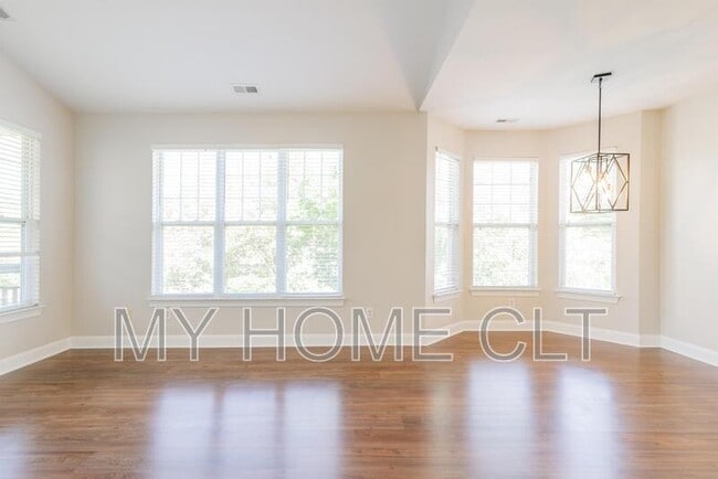 Photo - 6716 Mallard Park Dr