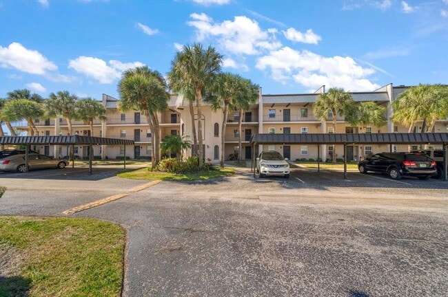 Photo - 8693 Bardmoor Blvd Unit 205