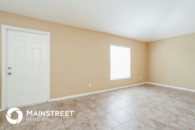 Photo - 3720 SW 6th Ave