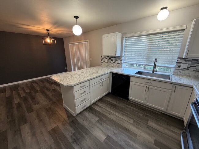 Photo - 206 N 41st St Unit 1