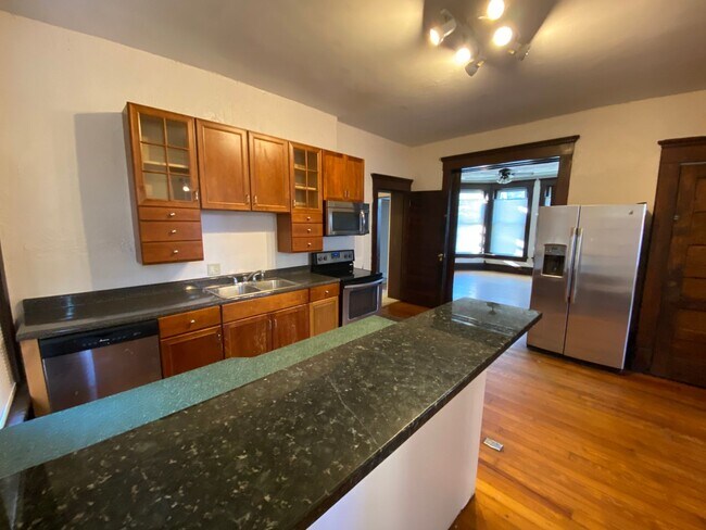 1870 N 4th St Unidad 1870