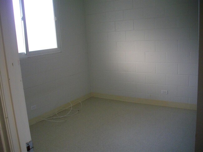 Photo - 2955 E Manoa Rd Unidad A