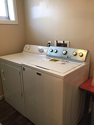 Photo - 321 Charles Avenue Southeast