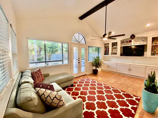 Photo - 7302 Shadywood Dr