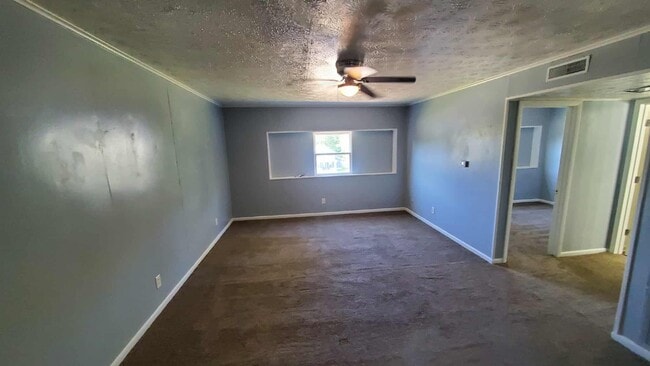 Photo - 107 S Church St