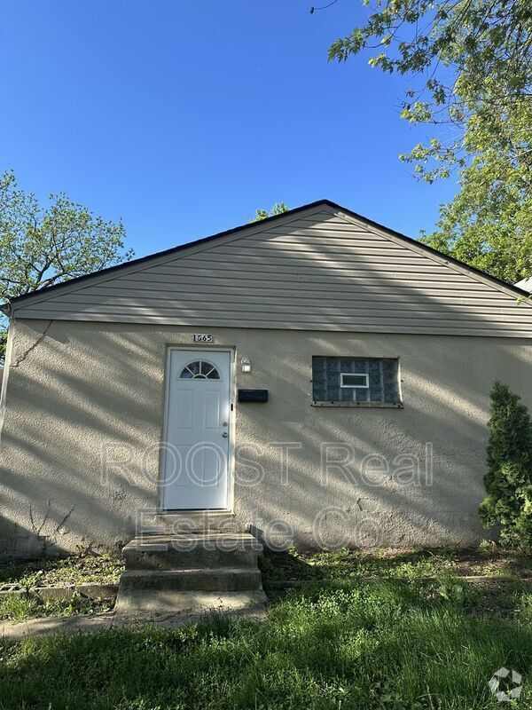 Building Photo - 1865 Agler Rd Rental