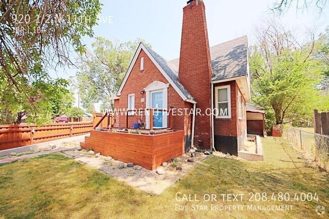 Building Photo - 920 1/2 N 11th Ave- Rental