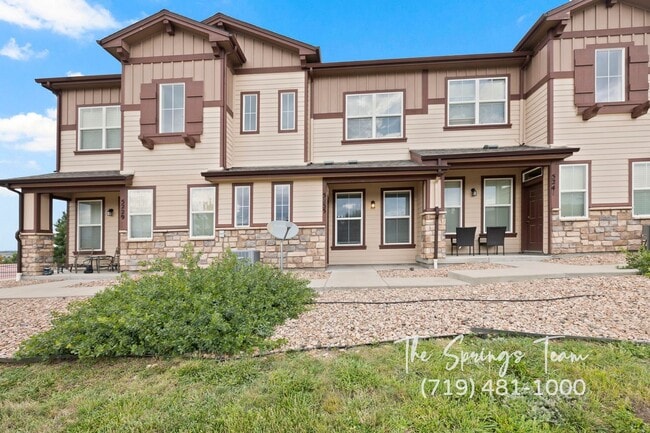 STYLISH & SPACIOUS 2BD TOWNHOME IN STETSON... - STYLISH & SPACIOUS 2BD TOWNHOME IN STETSON...