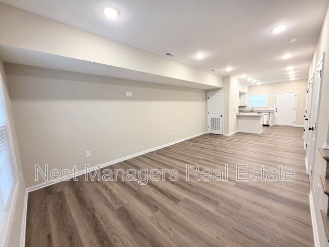 Photo - 1511 Fort Bragg Rd