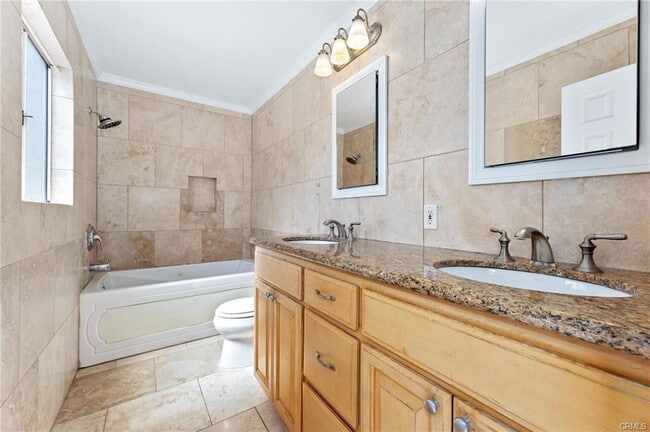 Photo - 1421 12th St