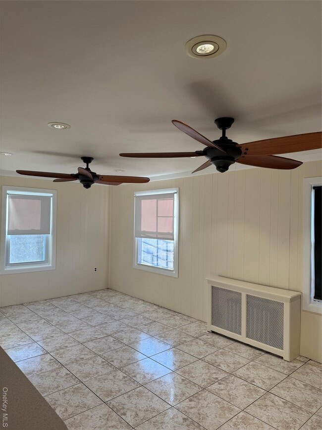 Building Photo - 101 Buena Vista Ave Unit 2nd Fl