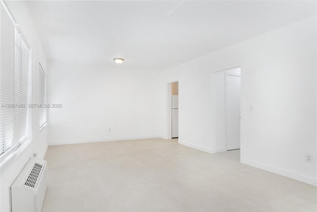 Photo - 974 Biarritz Dr Unit 11