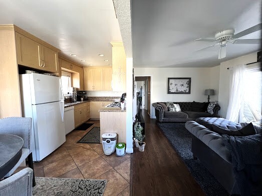 Building Photo - 16682 Algonquin St Unit DD Rental