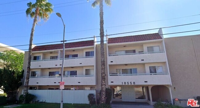 Building Photo - 18558 Roscoe Blvd Unit 305 Rental