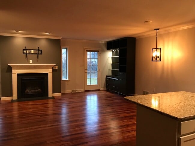 Photo - 788 Sylvan Rd