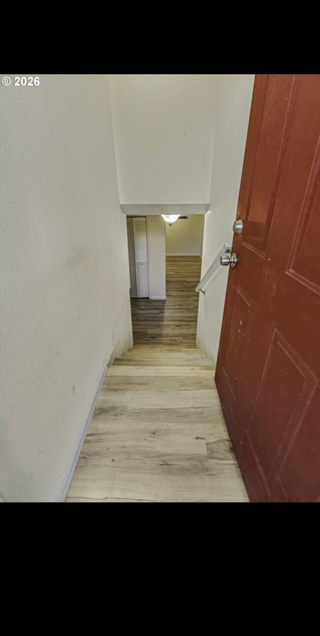 Photo - 35928 E Historic Columbia River Hwy Unidad Basement Apartment