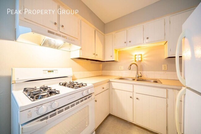 Photo - 311 E Jenkins Ave Unit A
