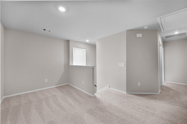 Building Photo - 707 Long Cedar Dr