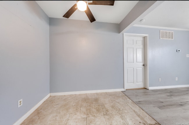 Photo - 11610 Vance Jackson Rd Unidad 1105