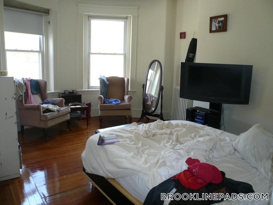 Photo - 1595 Beacon St Apartamento Unidad 5