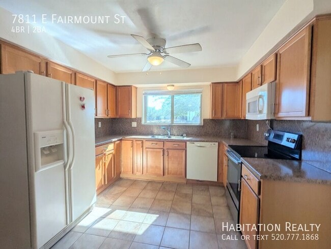 Photo - 7811 E Fairmount St