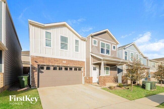 Photo - 607 Sophia Wy