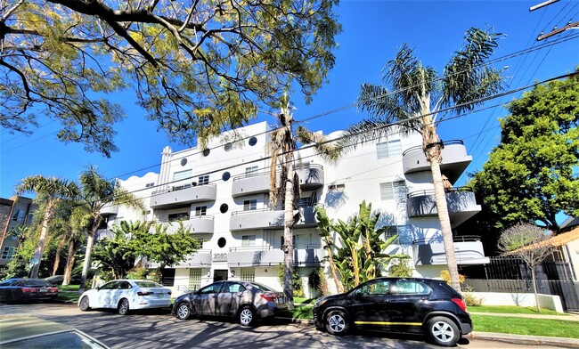 Photo - Bentley Luxury Investments LLC