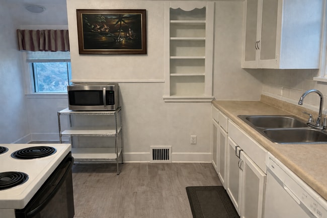 Photo - 2118 7th Ave Unit Main