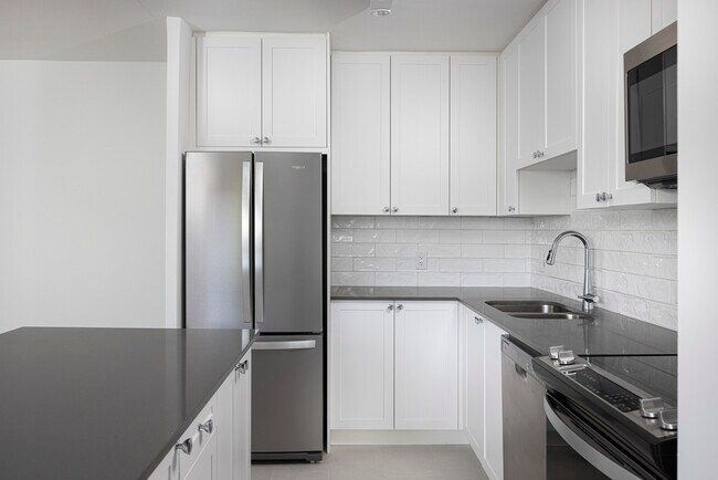 Photo - Draydon Manor