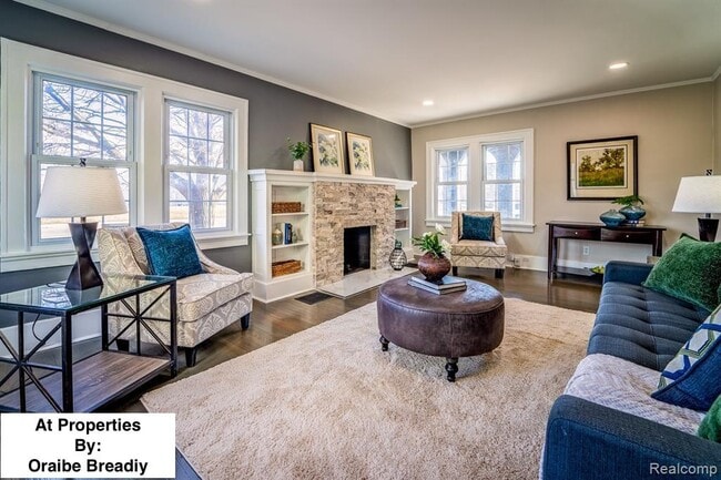 Photo - 959 Washtenaw Ave