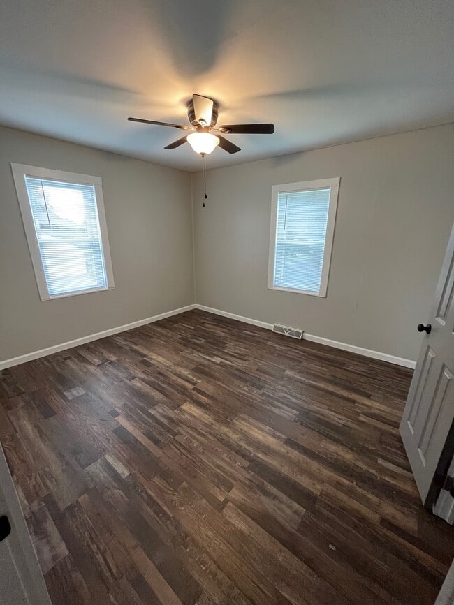 Photo - 192 Lee Ave Unit 2