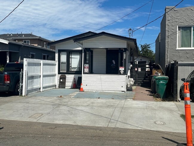 Photo - 1225 92nd Ave