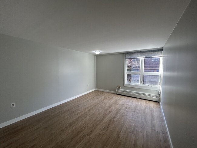 Photo - 5222-5222 Green St Unit 22