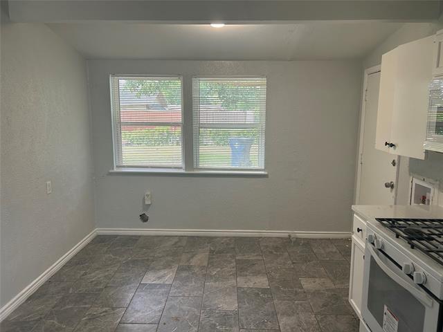 Photo - 710 E Daugherty Dr