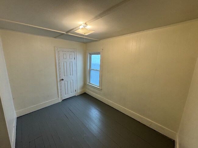 Photo - 82 Maple St Unit 4