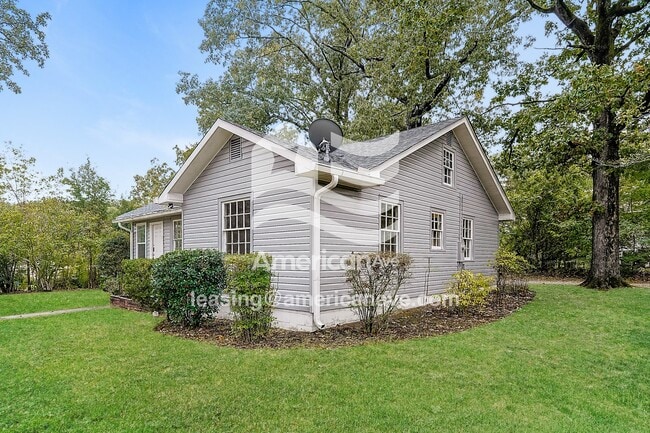 Photo - 201 Ridgewood Ave